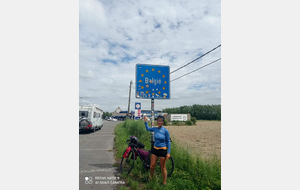 adieu la France bonjour la Belgique 
superbe journée de vélo aujourd'hui j'ai traversé le département du Nord dans la journée et comme d'hab 100 km
bises à tout le monde